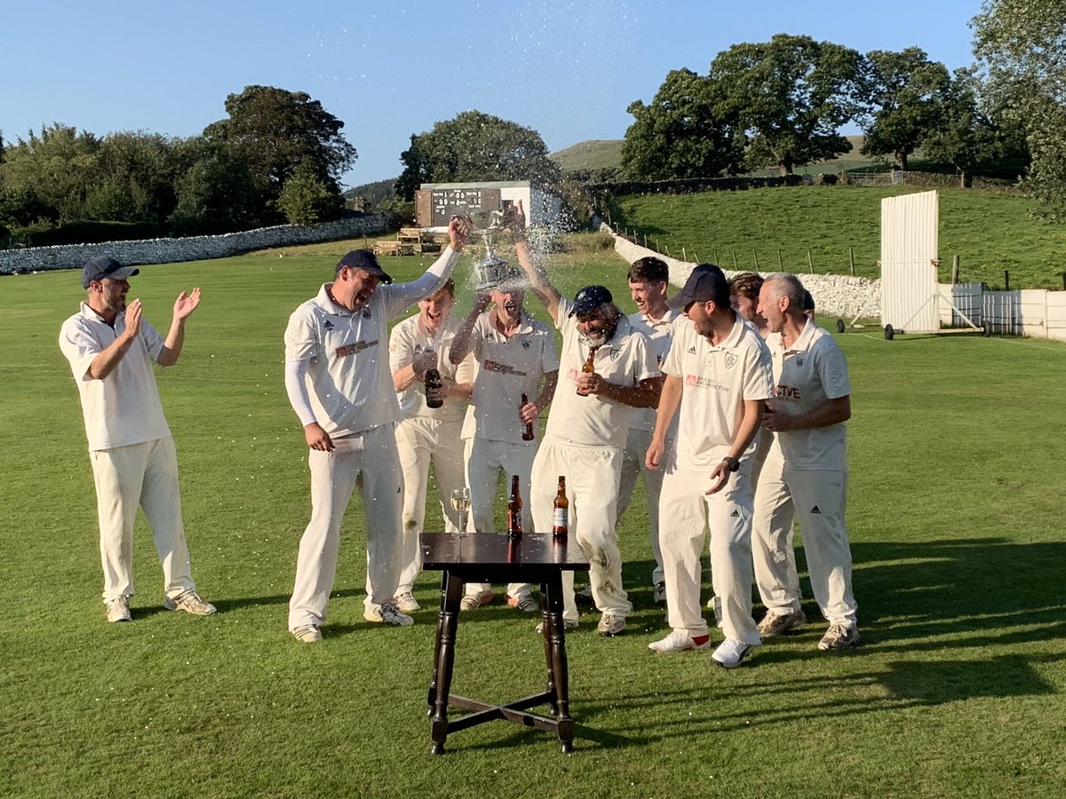 OldGlossopCC tweet picture