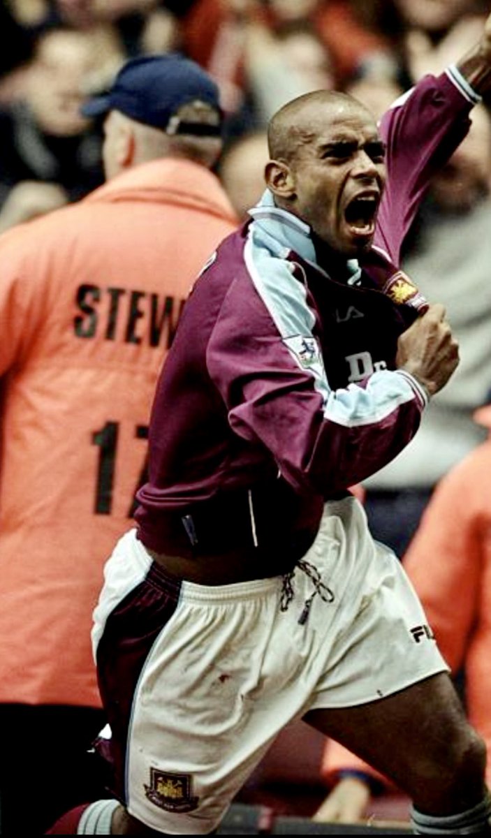 If you can’t/won’t back Moyes &amp; invest in players needed then sell #GSBOUT