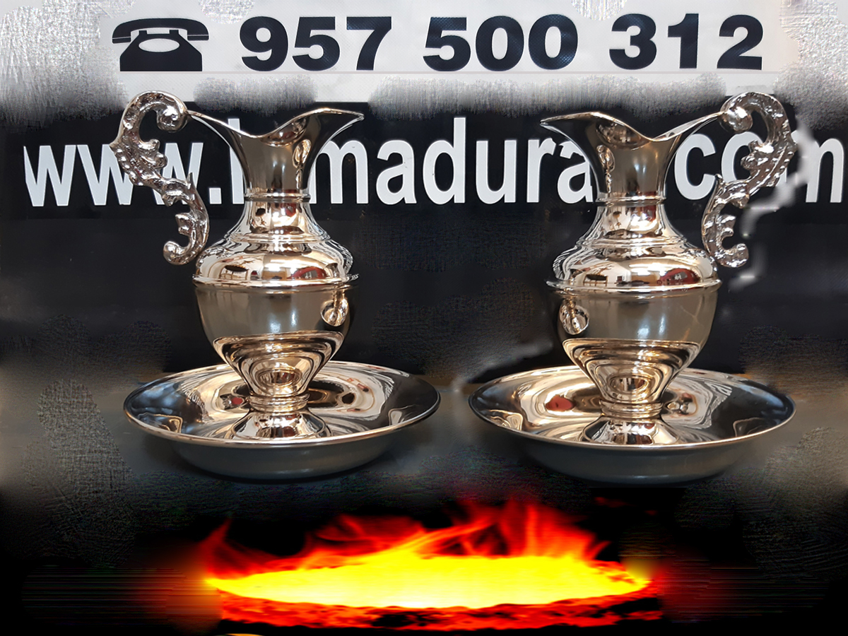 JARROS LAVABOS;disponibles en distintos acabados-ORO-PLATA-NIQUEL.O LATON PULIDO;material bronce de 1ª calidad,consulten precios al por mayor o particular.COMO SIEMPRE CON LA GARANTIA DE NUESTRA MARCA.grupo de empresas DURAN S.L.