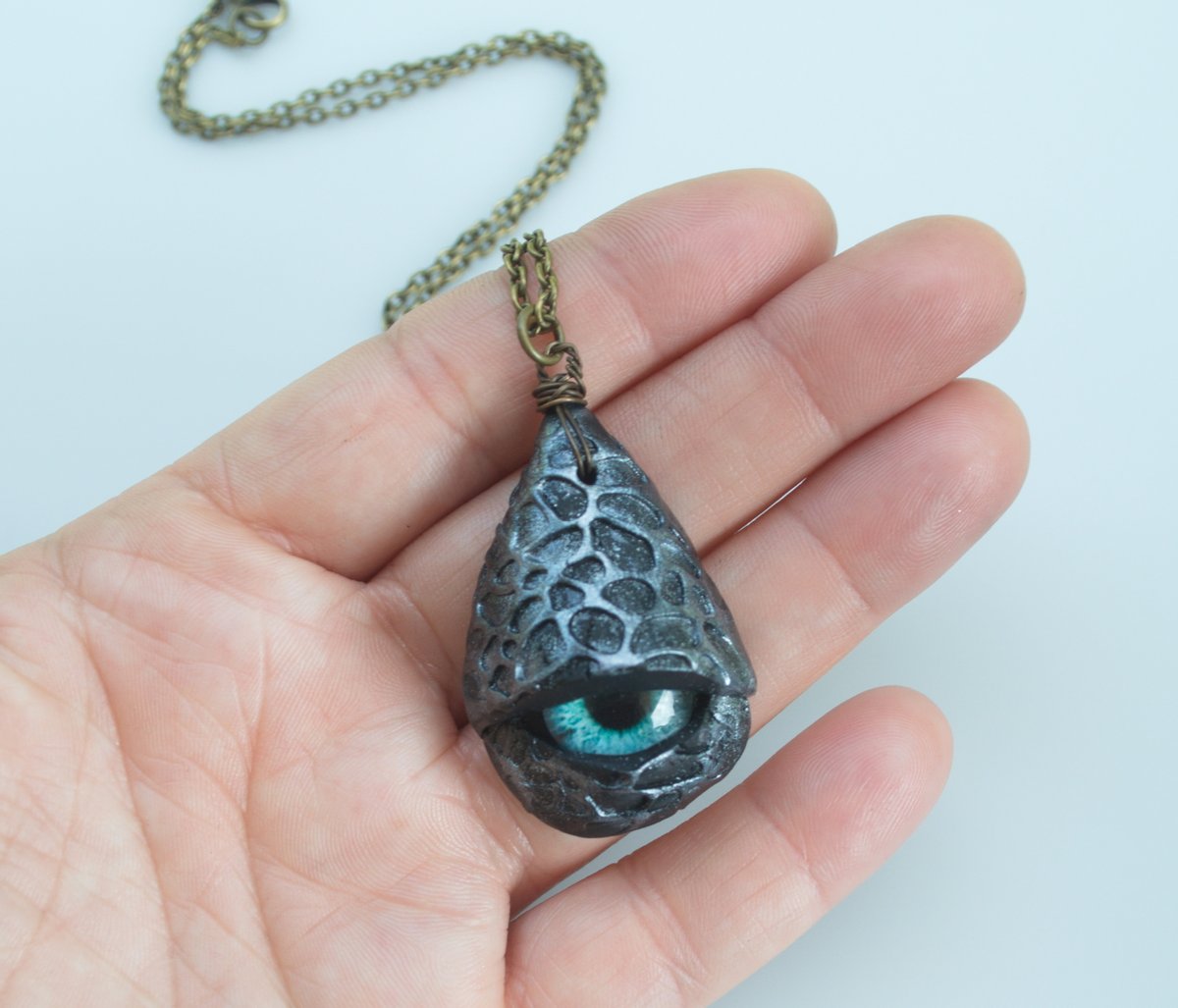 Nova Leigh Walker tweet media