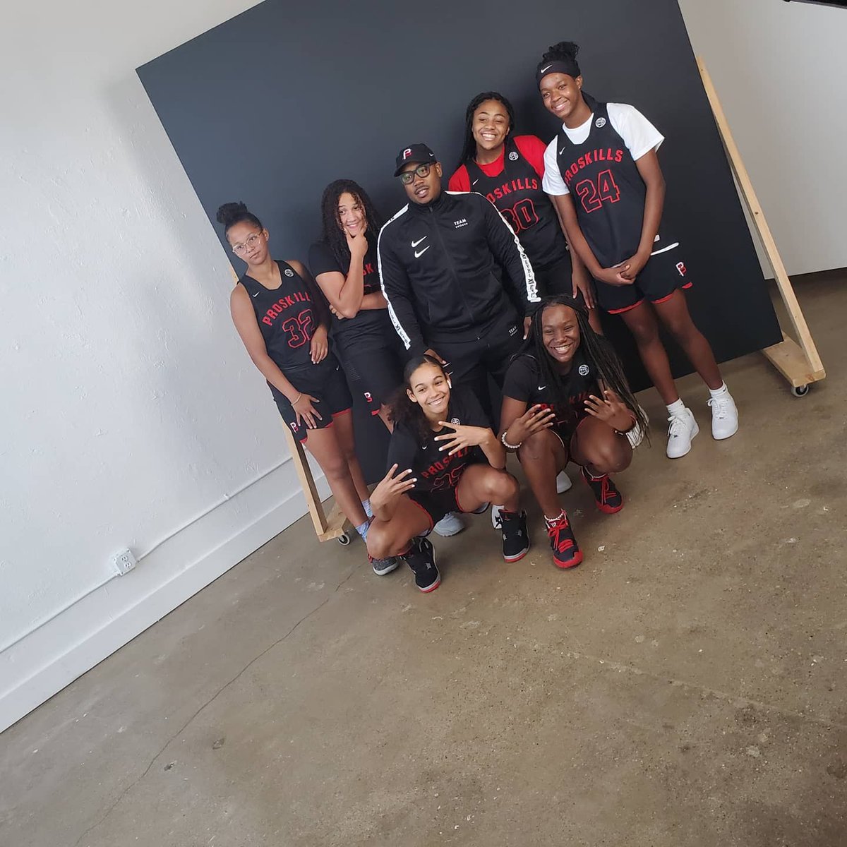 ProSkillsGBB's tweet photo. Behind the scenes of ProSkills Unity day photoshoot!

📸 @lynnestouch https://t.co/6WtEWtOJ4w