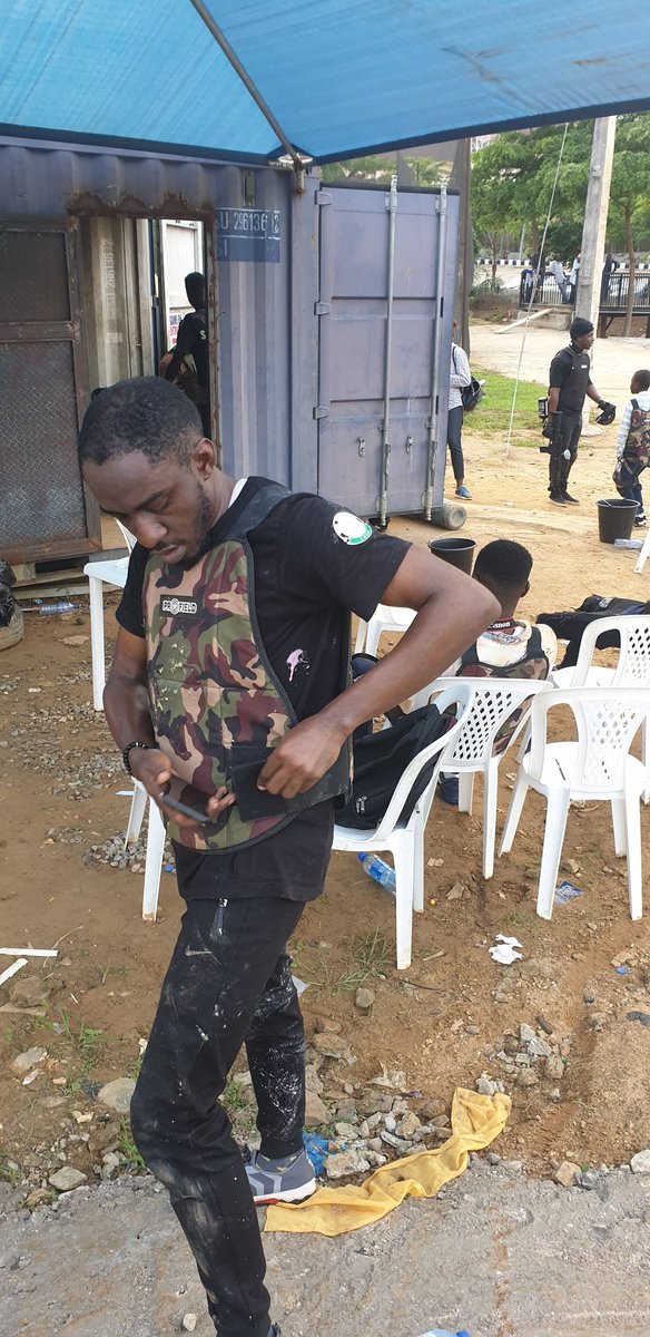 solomoneysoja's tweet photo. @TomBleeny @LeoinAbuja @abujapaintball After your Aquamarine flank commander couldn't #repyourpride at #abujapaintball you are here making noise...#fem https://t.co/PQxW0wEuYN