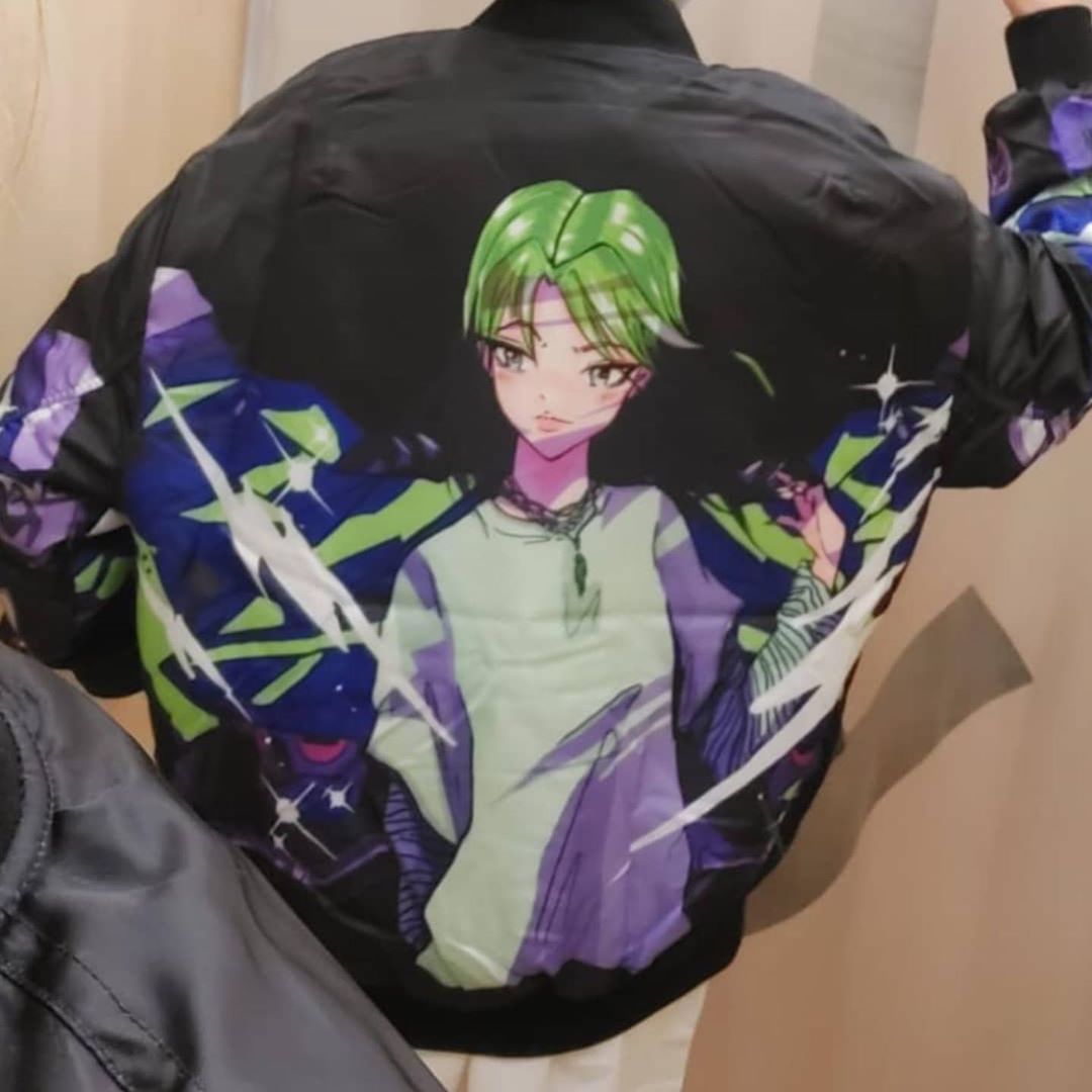 idleavealone's tweet photo. so this is some of the new billie x bershka merch? eye- https://t.co/bNcDRtEFH2