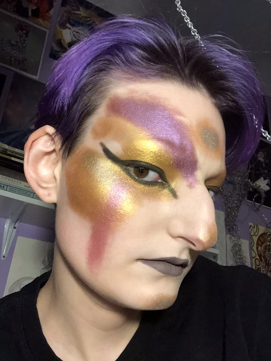 fullfringal's tweet photo. I’m kinda just phoning it in tonight 
✨✨💜✨💛✨💖✨🧡✨✨
#makeup #makeupoftheday #muotd #makeupfirstnegativitylast #artmakeup #artisticmakeup #makeupisart #creativemakeup #editorialmakeup #noeyebrowsnoproblems https://t.co/SXmhnui6Qh