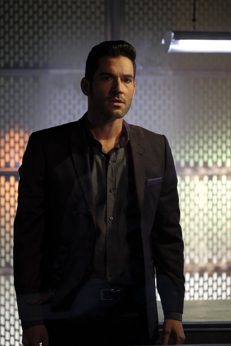 Lucifer’s wardrobe in 3x07 Off the Record #Lucifer  