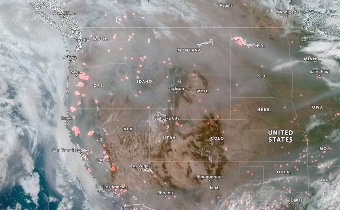 BLMOregon's tweet photo. Latest satellite imagery shows West Coast wildfire smoke now wafting inland across the U.S. 🛰📸 @NASA @NOAA #OregonFires #WashingtonFires #CaliforniaFires https://t.co/BDVFpZfhRG