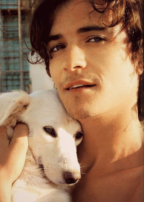 #𝑺𝒆𝒅𝒖𝒄𝒕𝒊𝒗𝒆𝑺𝒖𝒏𝒅𝒂𝒚