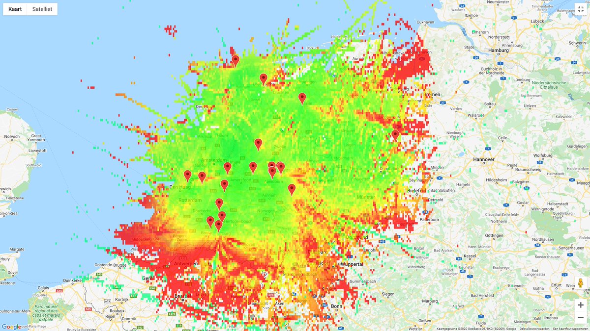 Dutch_Radar's tweet photo. Meedoen of meewerken aan een Nederlandse #ADS-B en MLAT netwerk? bij ons is dit mogelijk!
Wij gebruiken nog gewoon de software van @VRadarServer dus geen TAR1090 map! 
#adsb #mlat #transponder #vliegtuig #militair #helikopter #radar #luchtvaart 
(Radarbeeld van 13-9-2020 20:26) https://t.co/o8lh6Tyc5q