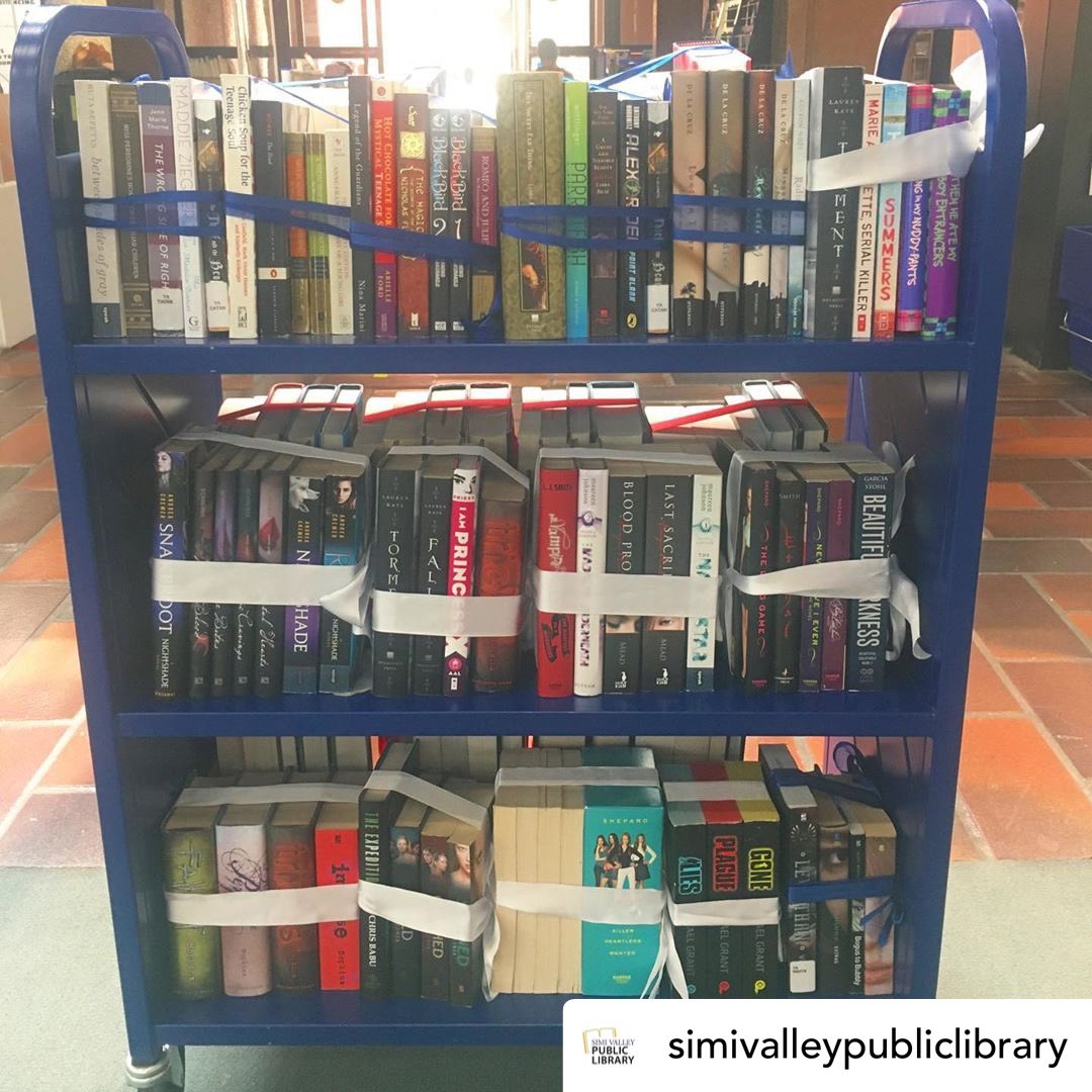 sinaloasabers's tweet photo. Posted @withregram • @simivalleypubliclibrary As of right now, when teens come to get their holds, they can leave with a 🆓 book bundle 🥳
🎊only while supplies last! 🎊
.
#simivalleypubliclibrary #simivalleylibrary #similibrary #simivalley #freebooks https://t.co/ucVnDANCPq