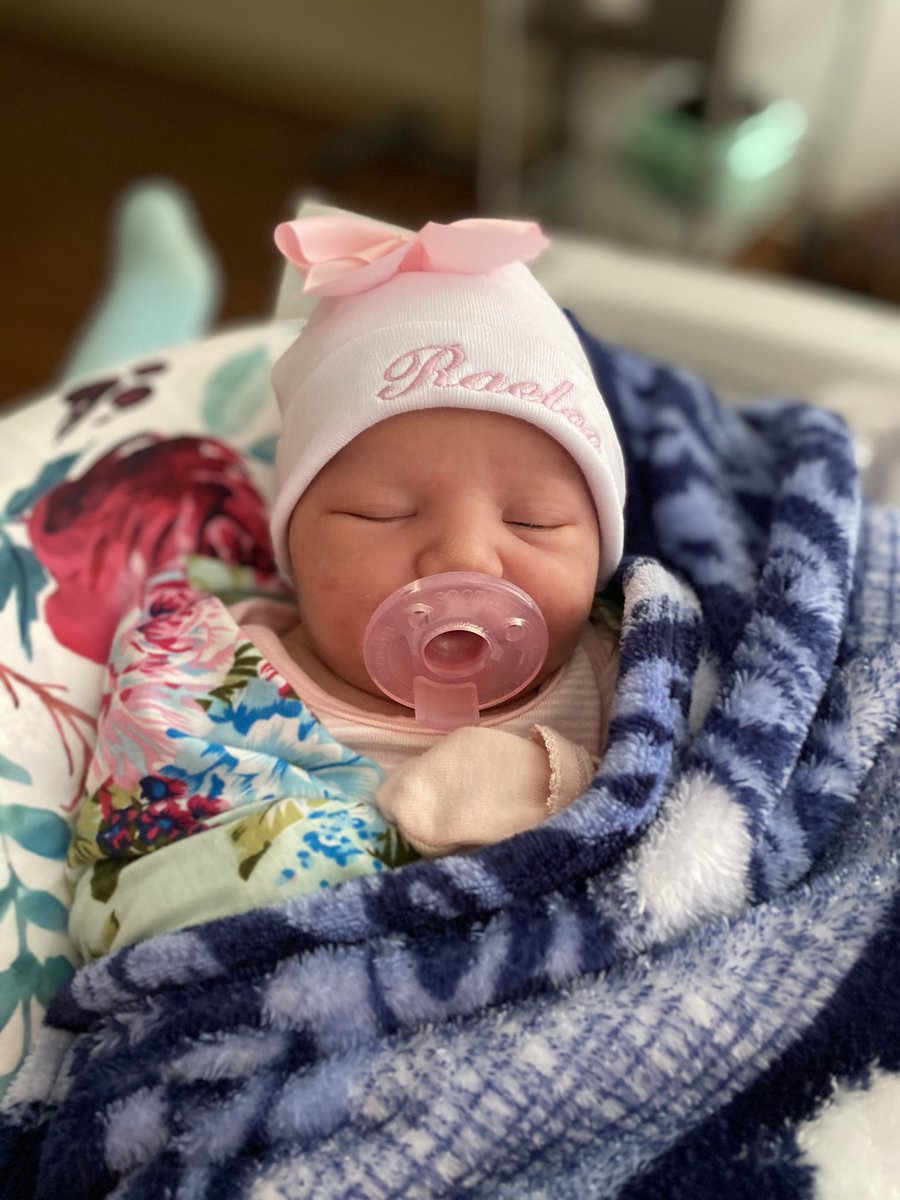 _tanawhite's tweet photo. Our perfect little girl🤍 https://t.co/RO7wSVY9ky