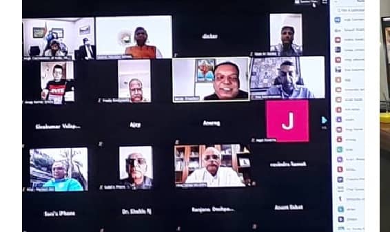 all_sabha's tweet photo. SABHA has organised 17 Webinar with Hon'ble Dr. Vinay Sahasrabuddhe l, President @ICCR_Delhi and member of parliament Rajya Sabha. Mr. Abhay Thakur IHC in Nigeria and residemt of India and Nigeria participate this webinar.  @MEAIndia @vinay1011 https://t.co/9rlXccAcMF