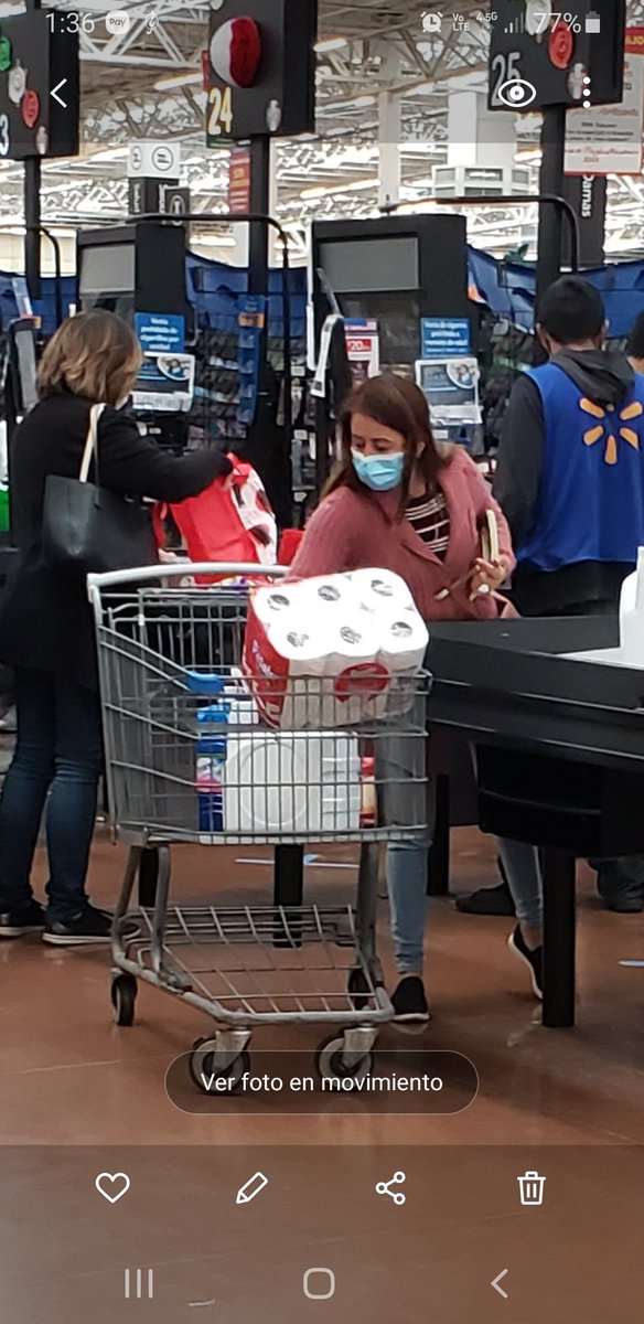 BluAys's tweet photo. ¿De qué sirve que @WalmartMexico tenga protocolos de seguridad de COVID si no son  de cumplirlas? @WalmartMexico debería haberle pedido que cumpliera las reglas, no yo como cliente. Y no debería haber permitido que me gritaran "pendeja" por pedir la sana distancia #covid https://t.co/c3fRkxG0og