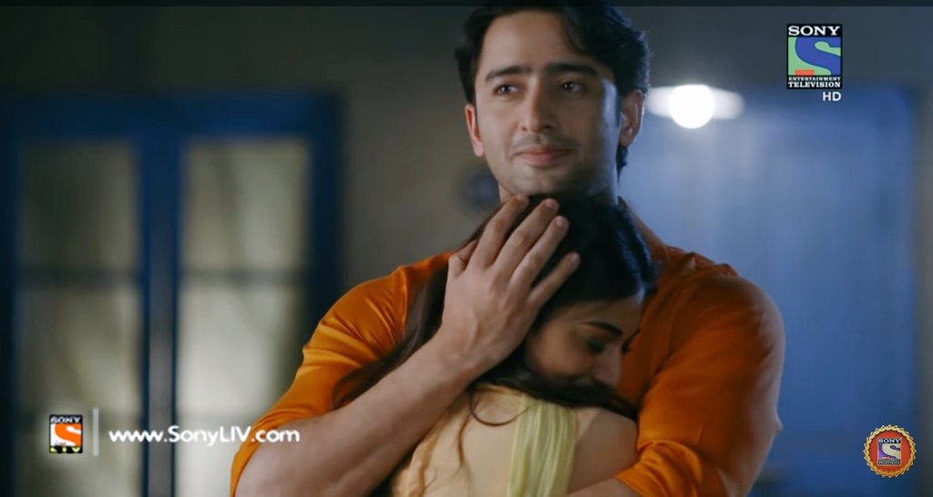 banjara_shaheer's tweet photo. The best thing I could have ever watched for the day!♥️💯

All time fav (Ep 76)💯

Love you #Devakshi ♥️♥️

#KRPKAB #ShaheerSheikh #EricaFernandes #DevDixit #SonakshiBose #DevSonakshi https://t.co/fKPuvVprB7
