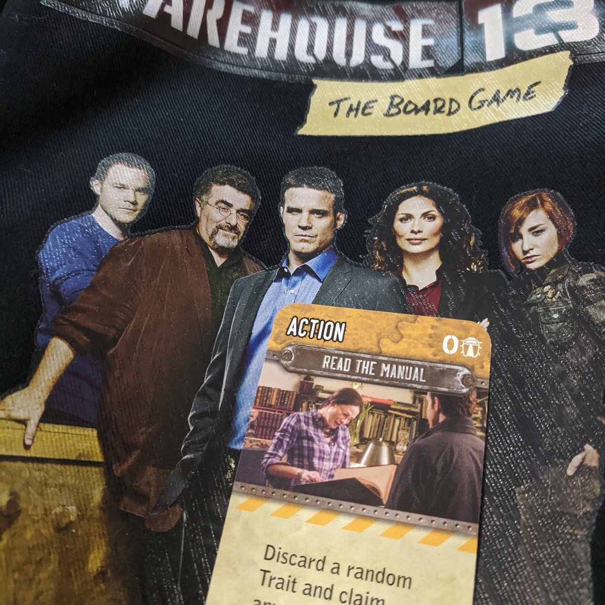 Infn8Dreams's tweet photo. Remember to read the manual everyone! It will tell you everything you need fo know about Warehouse 13: The Board Game. #warehouse13 #infinitedreamsgaming #warehouse13theboardgame #traitor #hiddentraitor #loyalagent #bgg #newgames #Kickstarter #Dice #dicegame https://t.co/9mcGWQ7DDc