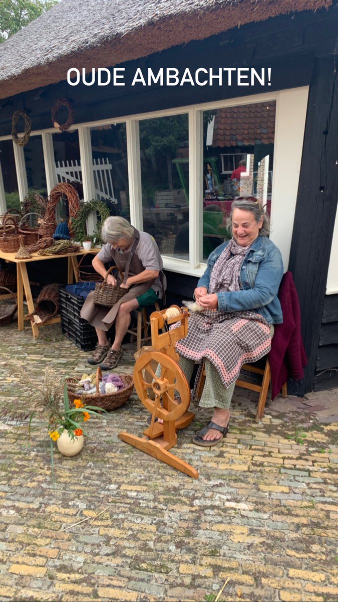 MuseumKrimpen's tweet photo. Oude Ambachten op het erf op #Openmonumentendag #OMD2020 https://t.co/htYwXa9xvO