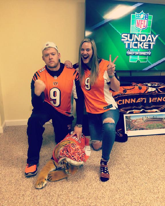 DaveBigcountry's tweet photo. First gamedey in the new hoose #WhoDey https://t.co/QAUTWwSI0I