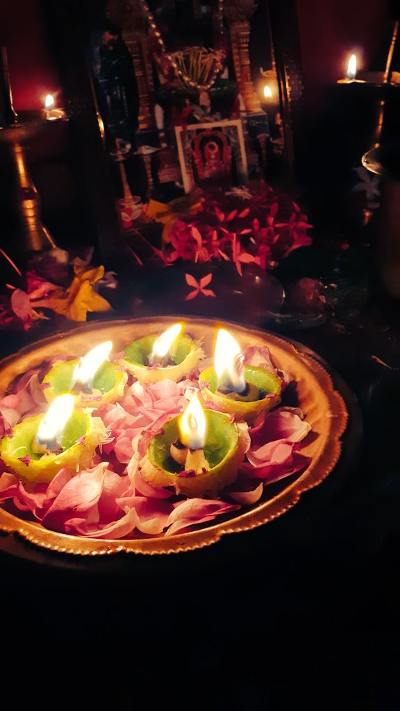 Lemon Deeyas Women who desire to get married, who desire for a child, who pray for a happy married life & a long life for their husbands, pray to the Goddess Durga by lighting these during the rahu kaalam period on Tuesdays / Fridays which are believed to be the days of the Devi