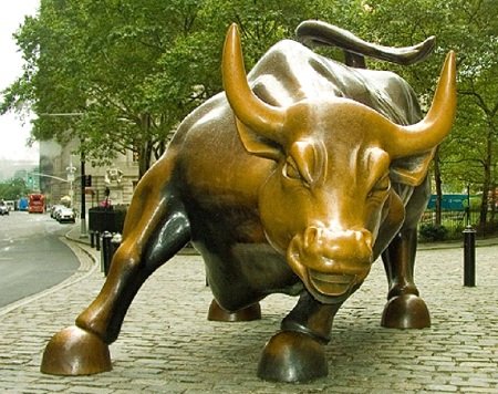 SeYDuNa_21's tweet image. 11-
Ve su ayet iner;

"Hani,Musa ile KIRK geceligine sözlesmistik de,
siz onun arkasindan
Buzagiyi ilah edinerek zalimlerden olmustunuz"
(Bakara51)

Bu normal siradan bir buzagi degil.
Bögüren
Tapinilan
#ALTIN bir #BUZAGI'dir.

Kabalist sionist #Samiri'nin yaptigi bir buzagi..