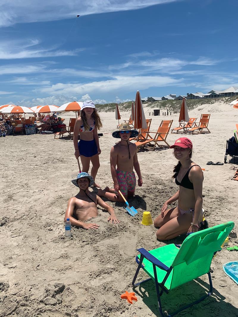 KCinatown's tweet photo. I'm a finalist in Cinnamon Shore's photo contest. Help me rally votes! https://t.co/Rzwhr4WPTB @cinnamon_shore https://t.co/LDEUPo353h