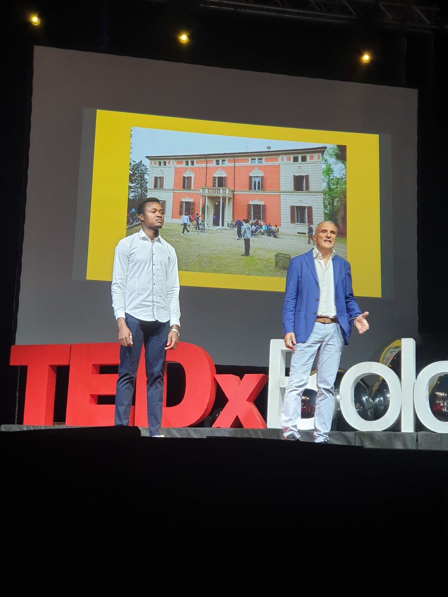“È diffusa l’opinione che i richiedenti asilo al massimo possono ricevere assistenza, percepiti “fuori dal recinto”. E’ possibile lavorare con loro per creare nuovi contenuti e generare valore?” Andrea Marchesini Reggiani, Creatore di lavoro. 

#TEDxBologna2020 #Outsider
