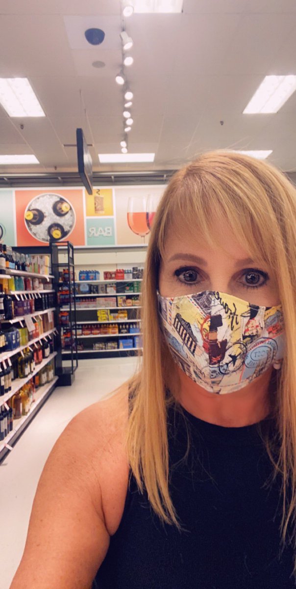 SullyDee's tweet photo. Stop playin TARGET and put in a real #BAR!! #shoppersproblems #myonlyentertainment #QuarantineLife https://t.co/mG1fIpYrwz