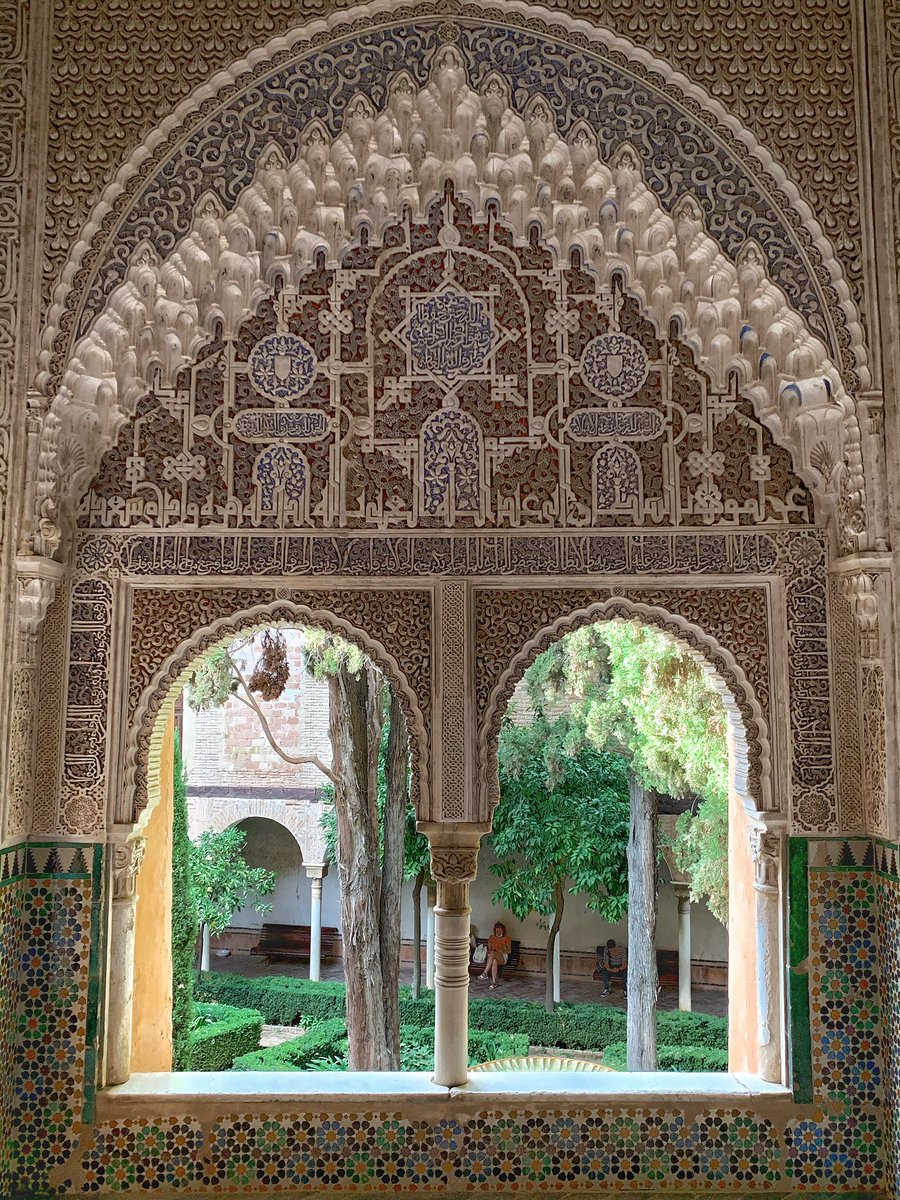 alvaro_1301's tweet photo. Imagina ser de Granada y no vivir enamorado de la Alhambra. https://t.co/ddNco6NydT