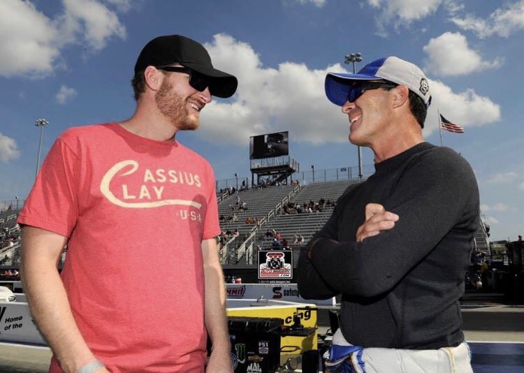 When two worlds collide!

Which drivers would you want to see pilot a nitro car sometime in their career? From any motorsports. Drop a comment down below! 
👇🏼👇🏼👇🏼

#EverythingNITRO