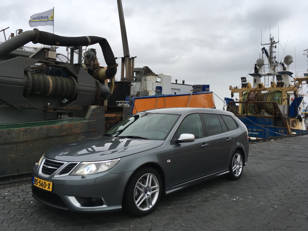 PvanSlooten's tweet photo. @saabvrienden Op Urk. Daar wonen ook Saab-gekkies 🙂 https://t.co/QZCYrNtPtM