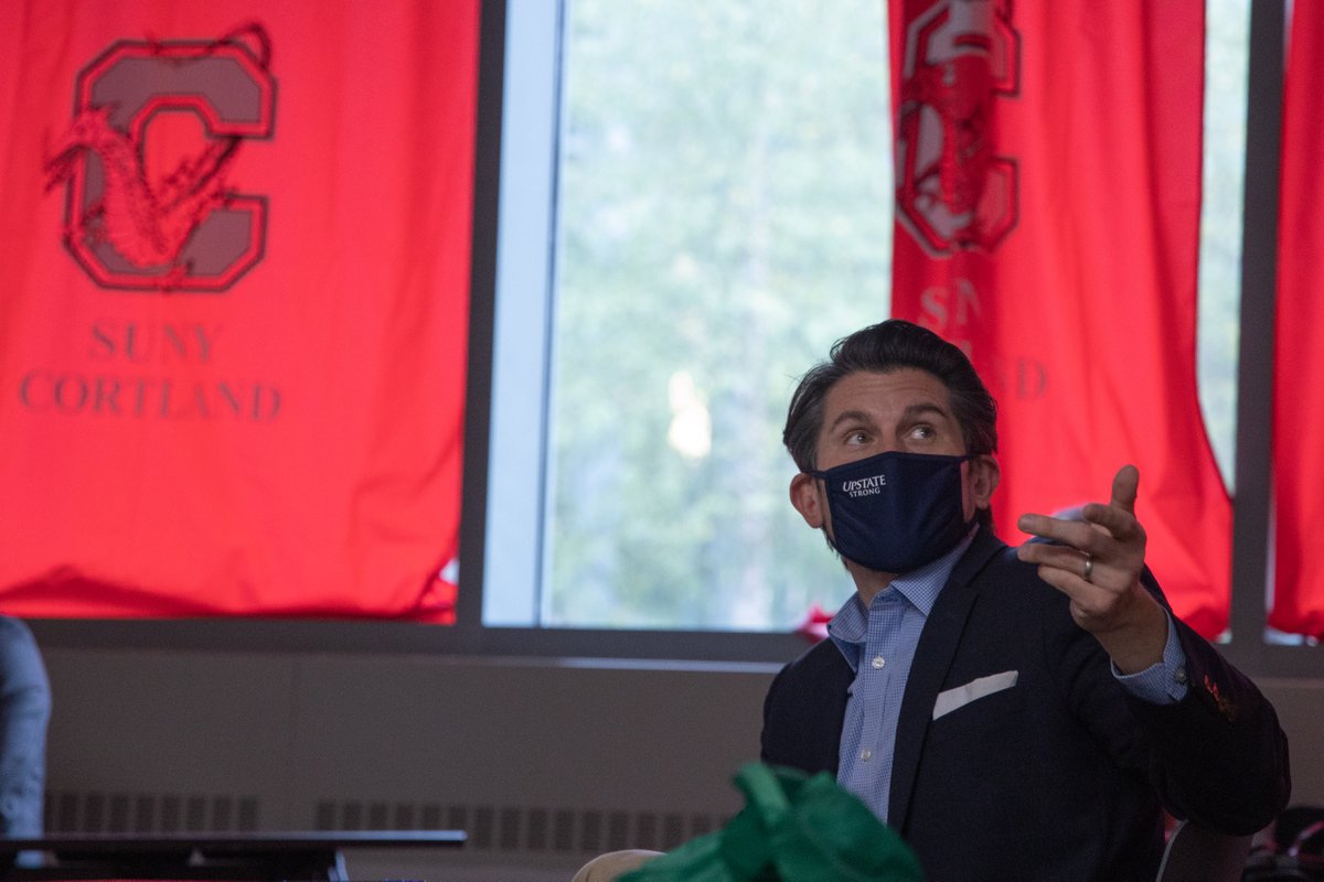 suny_cortland's tweet photo. SUNY Chancellor Jim Malatras met this afternoon with SUNY Cortland administrators, faculty, staff and members of the local community to discuss the university's response to COVID-19 and what more will be done to keep students safe this semester. #RedDragonSafe https://t.co/6aWy6wIBja