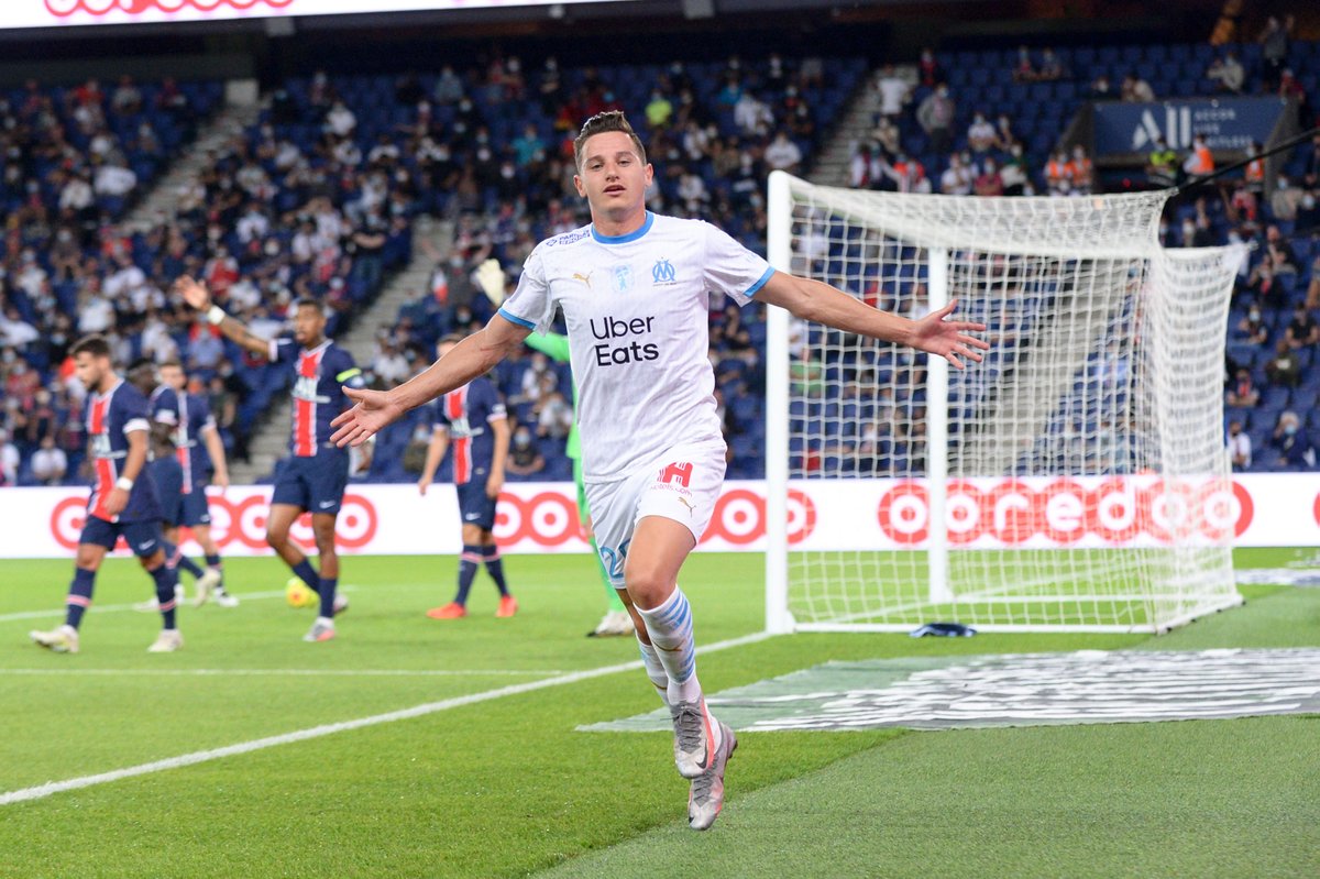 Ligue1's tweet photo. 📸 La célébration de @FlorianThauvin après l'ouverture du score de l'@OM_Officiel !

#PSGOM https://t.co/KqLuX4Koam