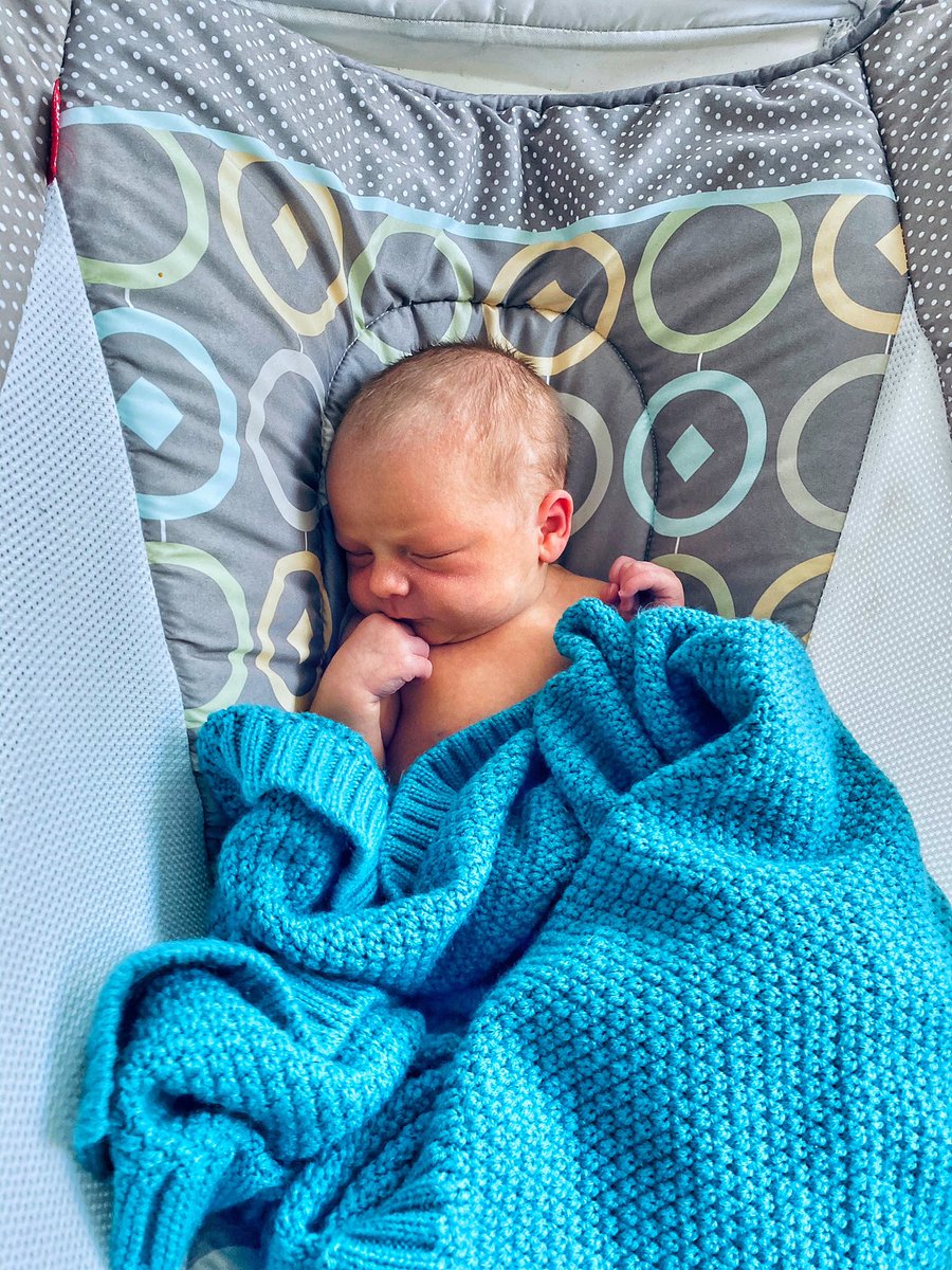 twooss's tweet photo. I finally gave birth on the 9th and omg is she perfect and 100-% all natural 😍😍 https://t.co/vv0FoQ5GNn