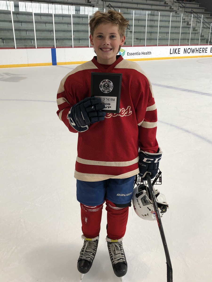 Congrats <a href="/StoreyGriffin/">Griffin Storey</a> of Waseca on winning the ‘Kings of The Rink’ 2009’s Tournament MVP in Fargo this weekend!
<a href="/BlueArmyHockey/">Blue Army Hockey Club</a>
<a href="/YouthHockeyHub/">YHH</a>
<a href="/WCNSports/">WCN Sports</a>
<a href="/Bluejaypuckboss/">Waseca Boys Hockey</a>
<a href="/buccaneerjb/">WEM Athletics</a>
<a href="/BucsWithPucks/">the</a>
<a href="/WHAHockey/">Waseca Youth Hockey</a>