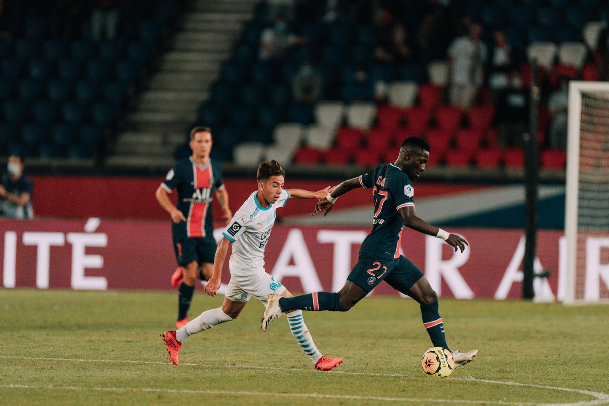 OM_English's tweet photo. ⏱️ 46' Back underway in Paris. What will the second half bring?

ALLEZ OM! 

#PSGOM | 0⃣-1⃣| ⚪️🔵 https://t.co/BoGC4pEuxm