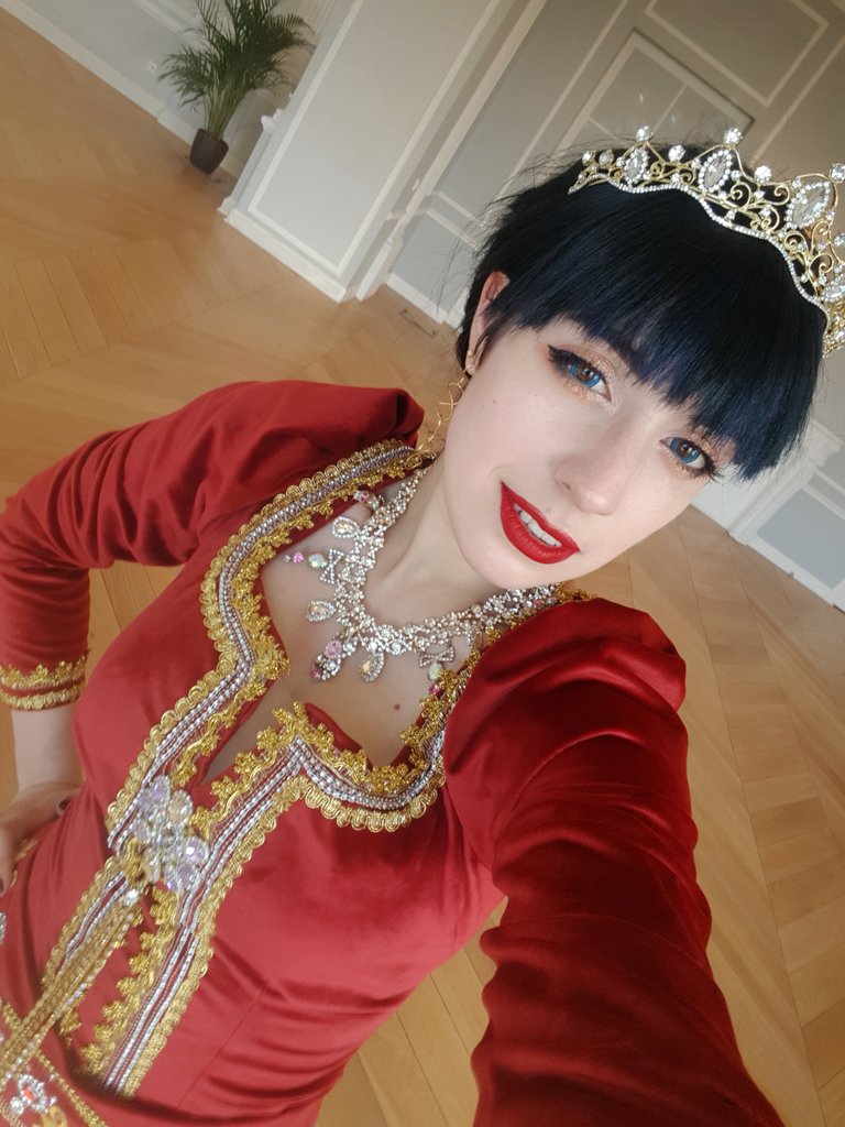 justCherry_K's tweet photo. Мы записали это!!!!
5 часов съемки
Несколько месяцев работы над костюмами 
И все! Даже не верится.
А еще я сегодня был очень крссивеньким
#gidle #GIDLE #Lion #gidlelion https://t.co/NjzpS0DsvL