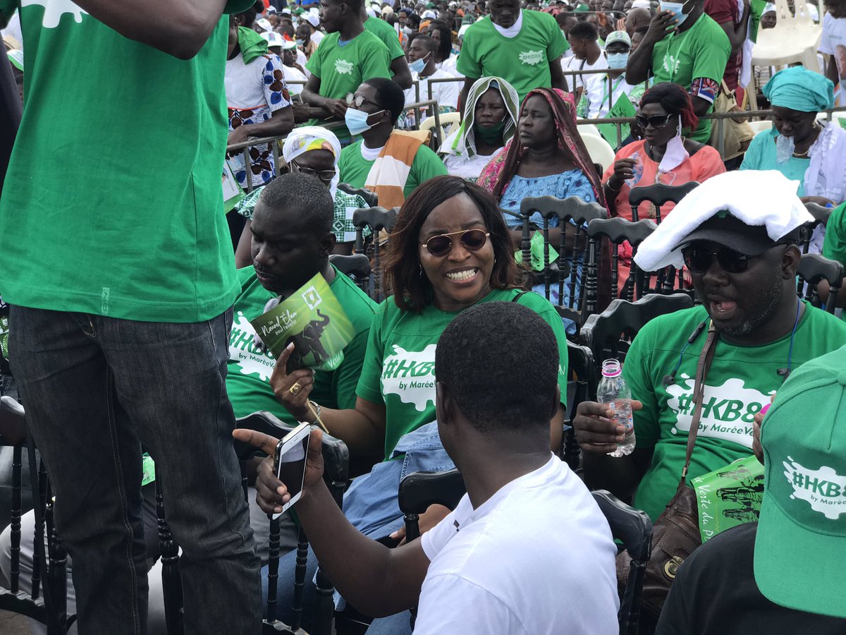 mareevertepdci's tweet photo. La Marée Verte était à l’investiture du président @HKBofficiel.
#HKB86
#Maréeverte
#PDCI2020 https://t.co/Jv4XaLjAT6