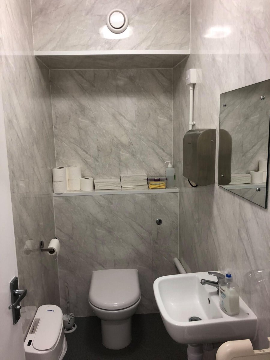 PrestigeElecs's tweet photo. Small PVC conduit installation and new circuits to supply 5x new hand dryers at a commercial property in Didcot https://t.co/Pc41FtAoX3