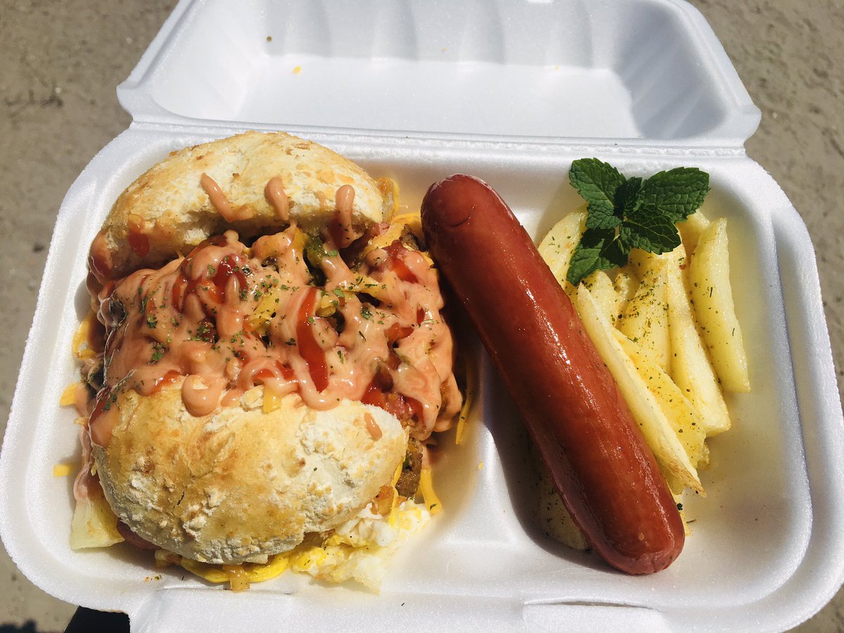 lia_lunch's tweet photo. Get This for 65 dollars 
@lia_lunch 
0816185831, Kati 
Please RT mhy Customers might be on your TL😊❤️ https://t.co/YTfqg76meM