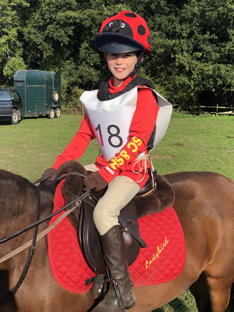 TallyHoWindsor's tweet photo. Great days #crosscountry at #hallplaceequstriancentre #firsttime #WinnerWinnerChickenDinner #ladybird #gofenfen https://t.co/CsYQ5e20fR