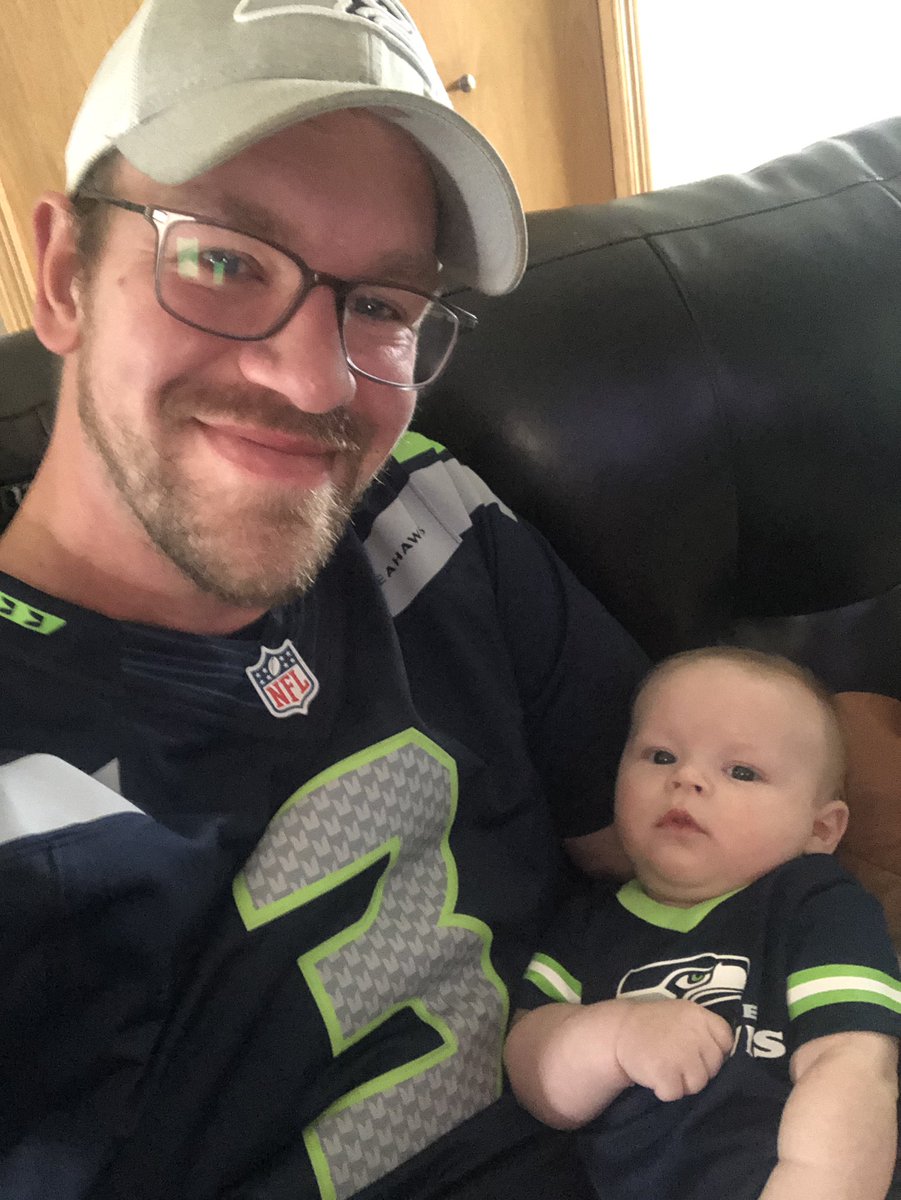 ThatsMrBatmn2u's tweet photo. Heโs ready to watch his first Seahawks game! @Seahawks #gohawks #Seahawks #futureseahawk https://t.co/CurTEJmYSG