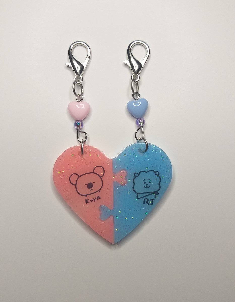 KraftKuma's tweet photo. Estamos meio sumidas por aqui, porém estamos produzindo muitas encomendas 🥰

Algumas delas foram essas que ficou tão fofinho que vim mostrar para vcs

#WONHO #LoveSynonym #Vegan #WayV #iKON #BTS #Jungkook #Heechan #Ten #Joohoney #BT21 #Koya #RJ https://t.co/ACBYTIynYf