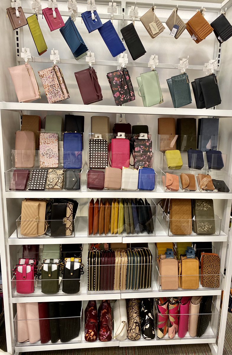 Recognition to DBO Brook for this jaw-dropping accessories presentation 😮 🔥