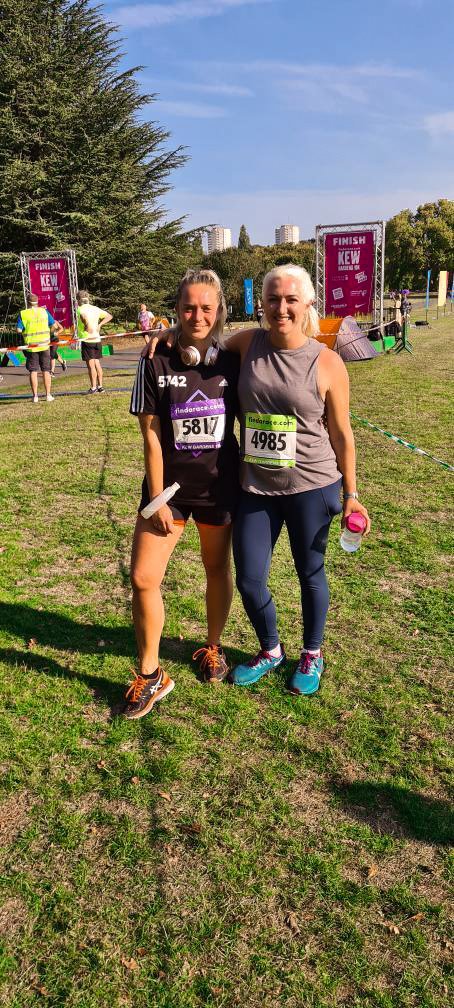 Before and after from today's <a href="/RichmondRunFest/">Richmond RUN-FEST</a> <a href="/kewgardens/">KewGardens</a> 

I look like I'm crying in both. I almost was. 
Before: having just woken up at 6am and about to run.
After: the fact I ran an hour and was hurting. 

But thrilled I did it... Even went to play some tennis after #WhoAmI