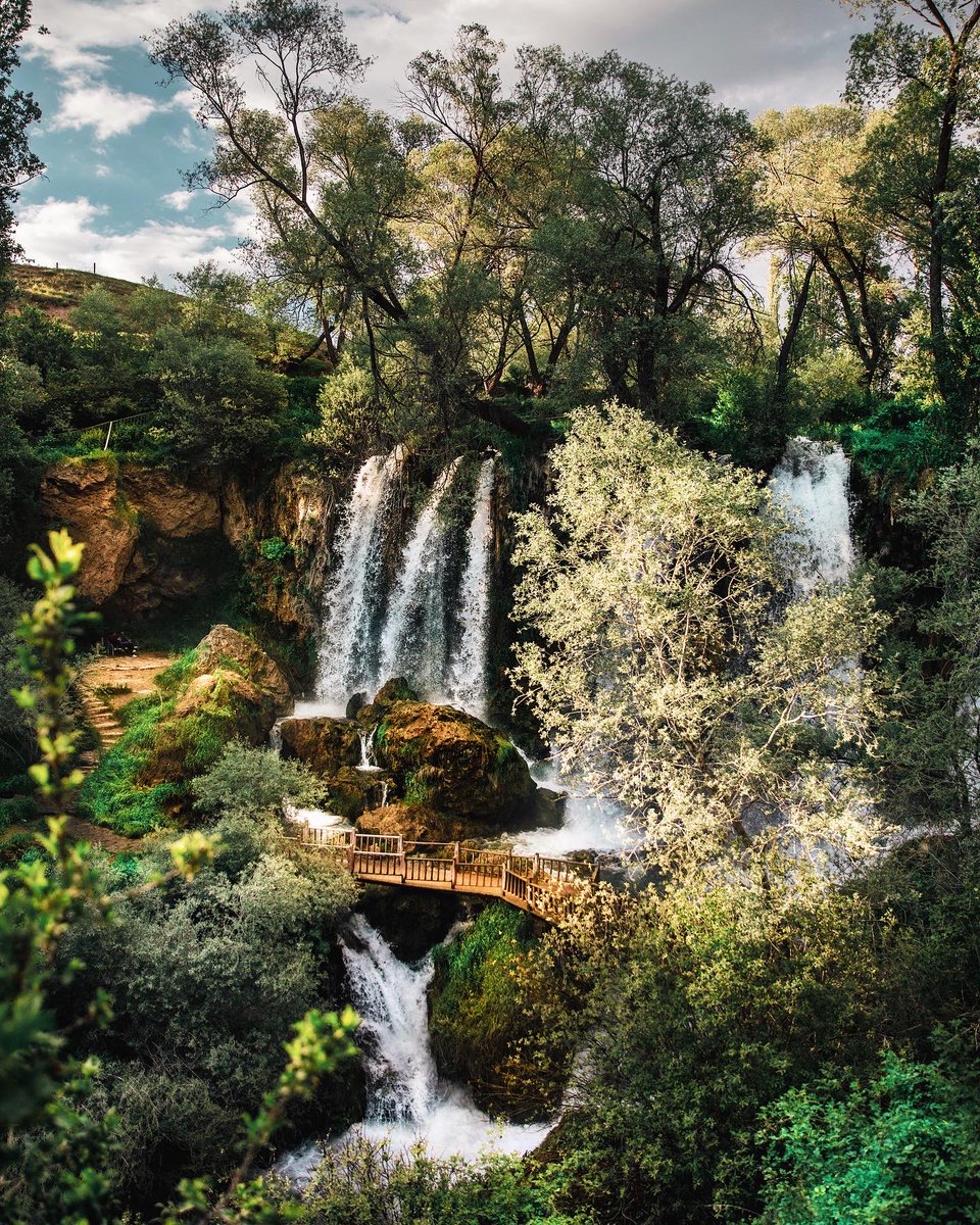 Sivas, Gemerek Sızır Şelalesi'ne git.