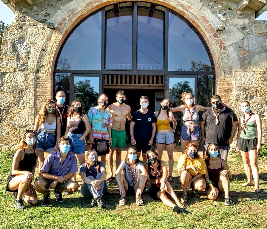 I acabem el Macro un any més! Un cap de setmana intensiu, on hem preparat el nou curs que ens espera, amb noves incorporacions a Consell i molta il·lusió! 🌼