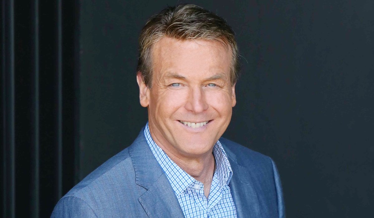 Doug Davidson is one of the best male criers in daytime.  #YR