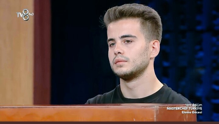 masall212's tweet photo. Furkanın üstünde kara bulutlar vardı ama artık çok daha iyi bir şekilde geri dönecektir yeterki pes etmesin @furkanyyalcin elenmemene çok sevindim  #MasterChefTürkiye https://t.co/RsDTSgHCpz