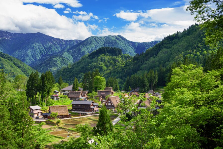 iwama_kiduki's tweet photo. おはようございます☀️

来週は
敬老の日と秋分の日が並び
土日入れて4連休😆

2026年9月は
両休日の間が1日あいて
土日入れて5連休���

2876年9月21日に
両休日が重複するとか😱
果たしてどうなる❓

とりあえず来週は4連休
今週も頑張って行きましょう👍🏻

本日も素敵な一日を🐼

#おは戦20914sg🌛 https://t.co/0a9DT2D74K