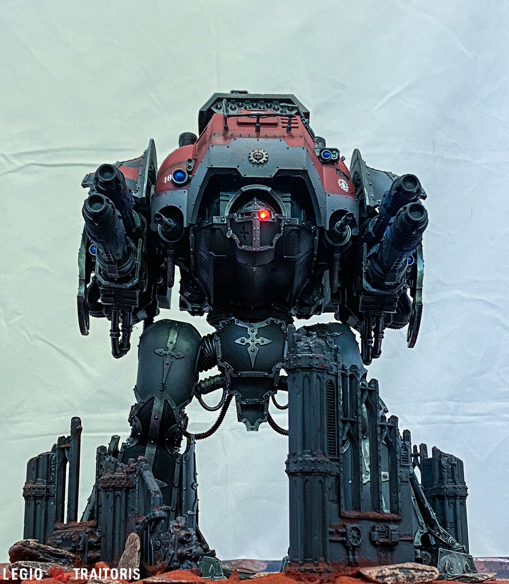 co1856's tweet photo. Acastus Porphyrion on a display base - removed for play. #Warmongers #30K #DarkMechanicum #Warhammer #HorusHeresy #Forgeworld #Knight https://t.co/CbQxV0sx3Y