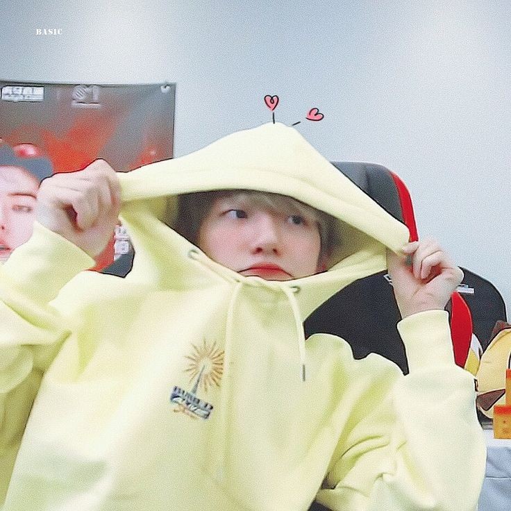 Cute Baekhyunee to clean the tl