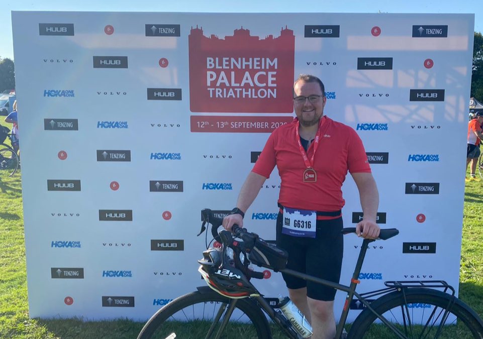 WilBroughton's tweet photo. First triathlon complete @BlenheimTri today on the #SuperSprint course. 

Thoroughly enjoyed it and pleased with my time too! #FirstTri #Blenheim #Sunburn #Swim #Bike #Run 

Thanks @georgette_eaton for being the support team (after doing the #Sprint herself!) https://t.co/YWJBGVk6rL